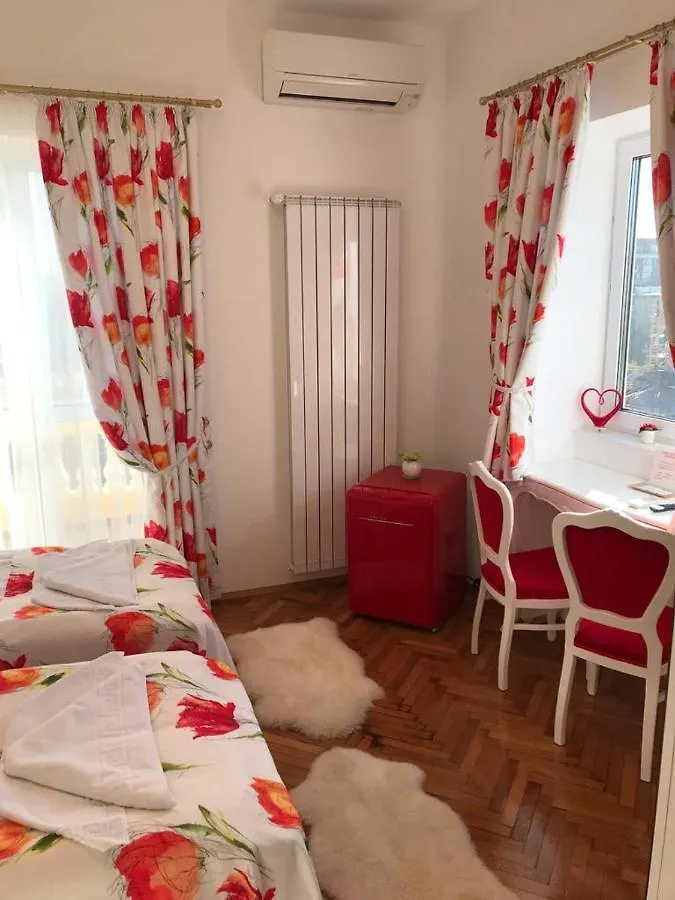 Victoria Luxury Apartment 11 Boekarest